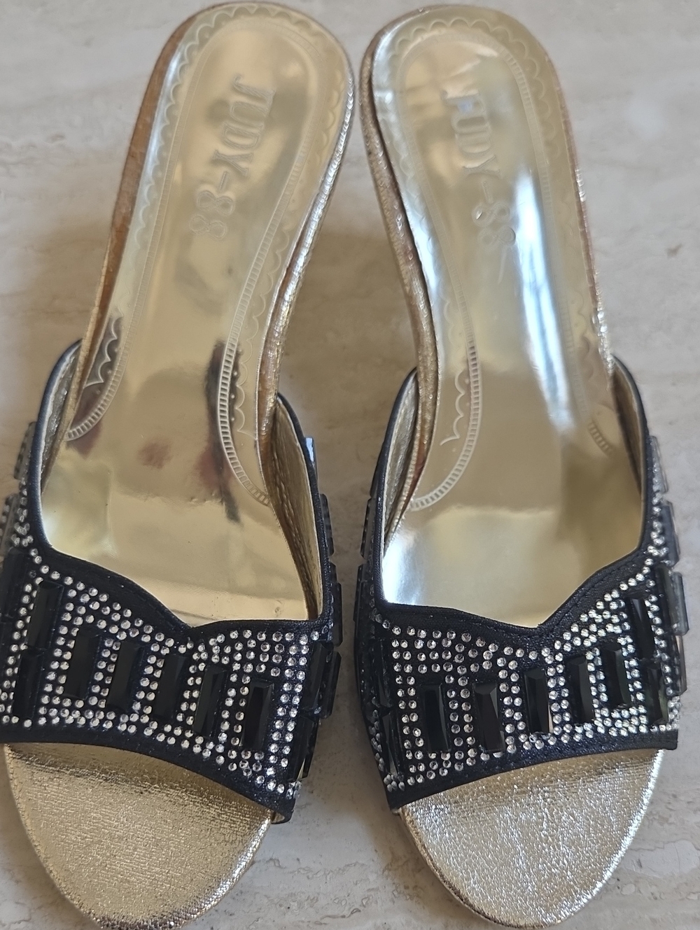 Judy 88 Rhinestone Slide Sandals Size 37 | Gold Low Heel Dress Mules